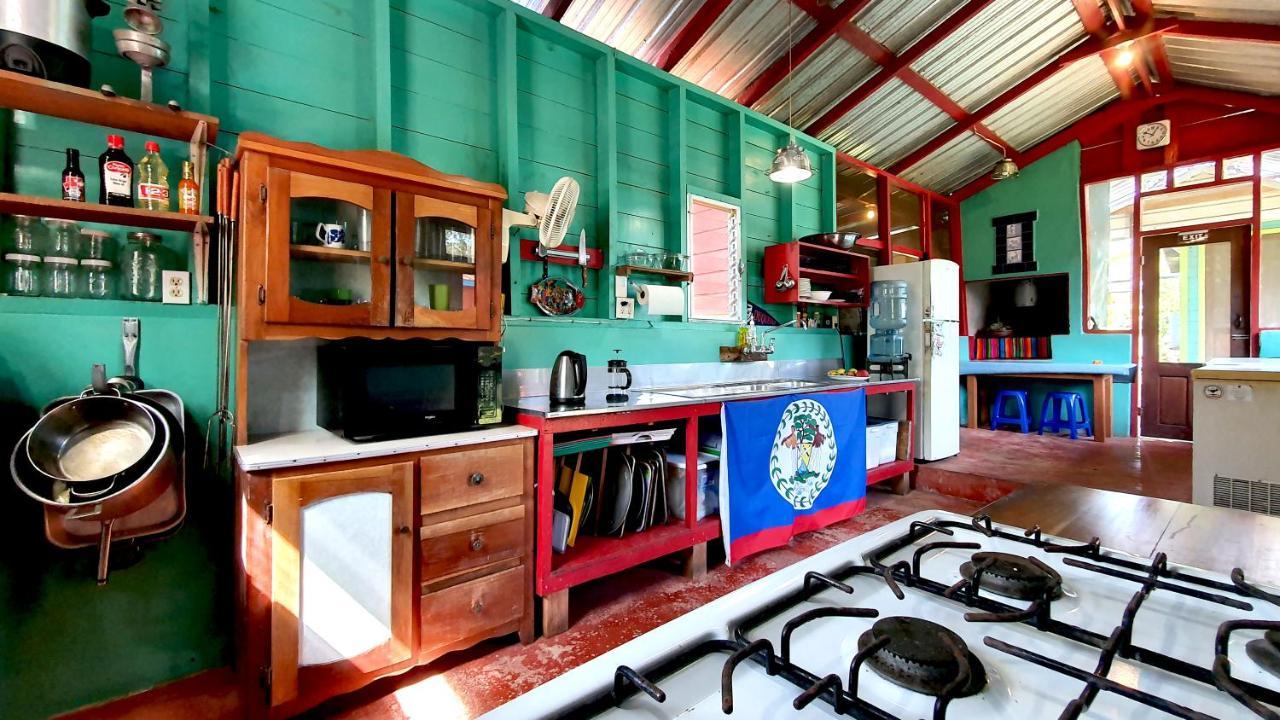 Lower Dover Jungle Lodge & Maya Ruins Unitedville Экстерьер фото